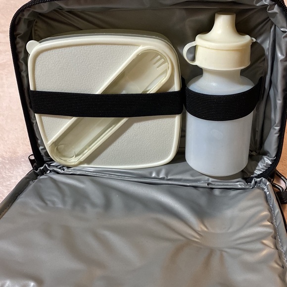 NWOT Fridge Pak insulated lunch tote - Picture 2 of 3